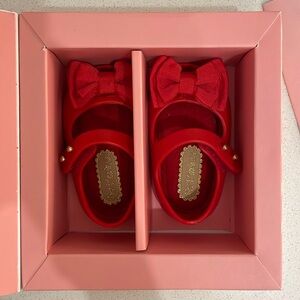 My first mini Melissa shoes